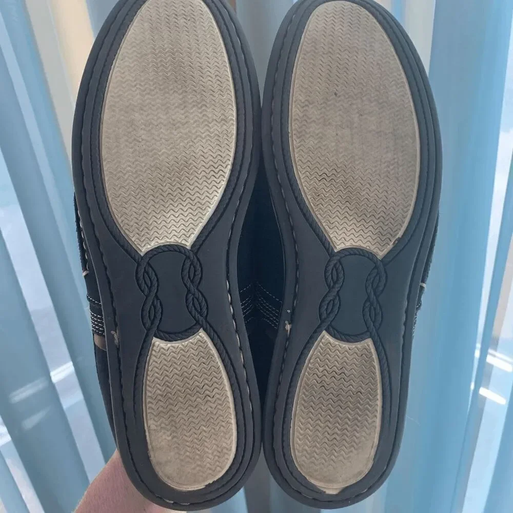 Hamilton navy slip